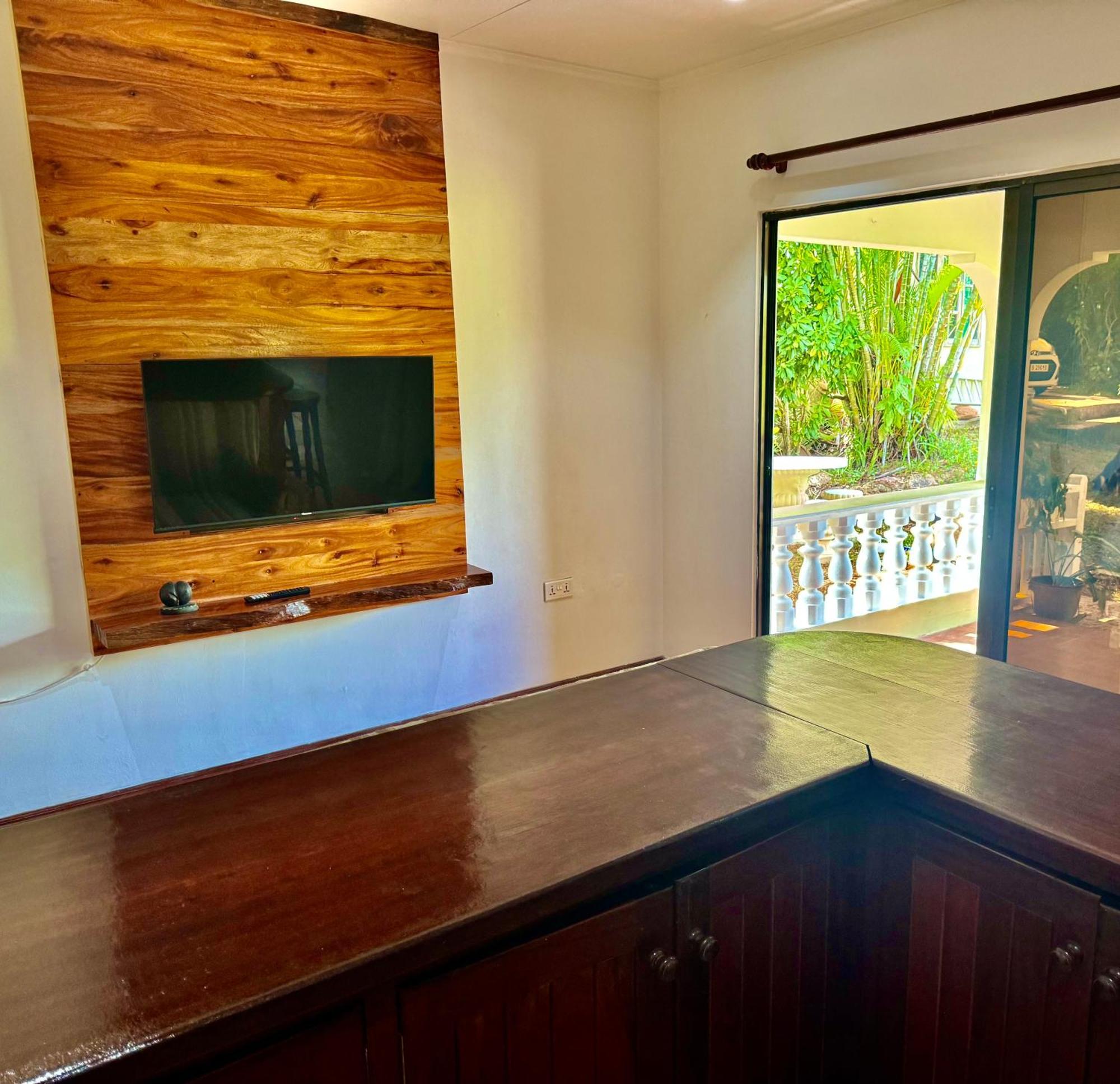Appartamento Jardin Marron Baie Sainte Anne Esterno foto